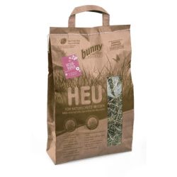   Hay from nature conservation meadows WITH MEADOW FLOWERS 250g